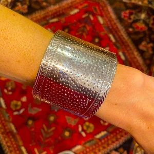 🌾 Silver Cuff Boho Bracelet
